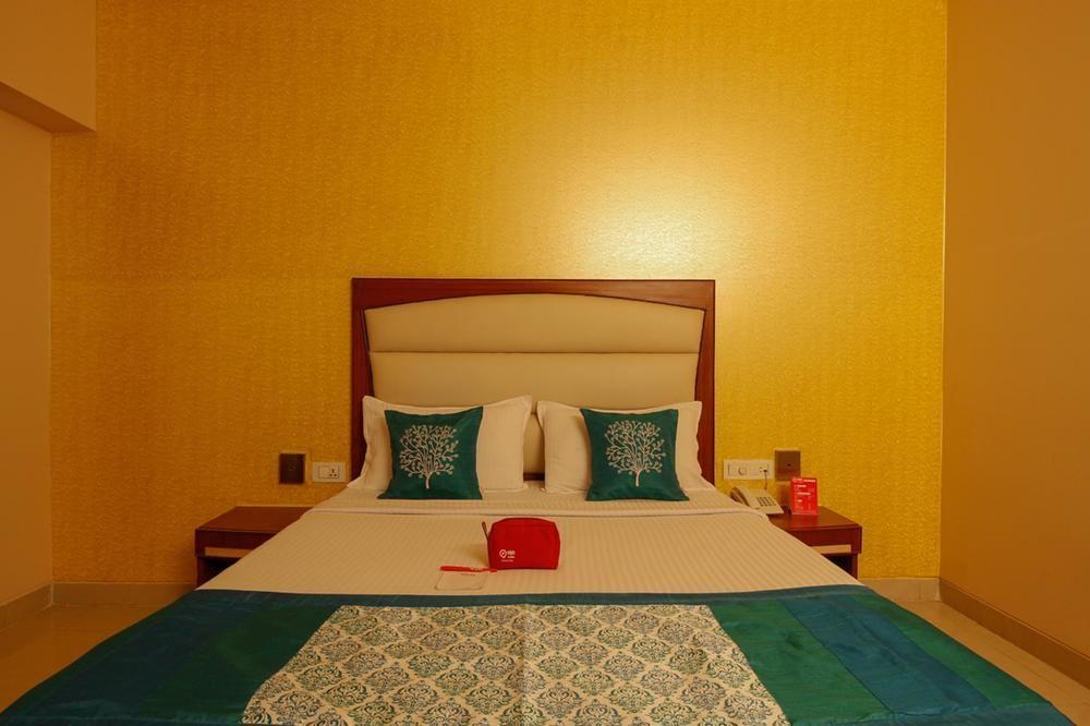 Capital O 1251 Hotel Suprabha Warangal Exterior foto